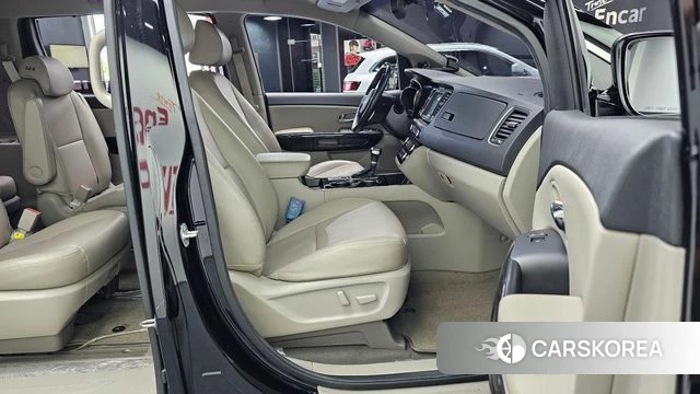 Kia The New Carnival 2020 Черный из Кореи, фото 2