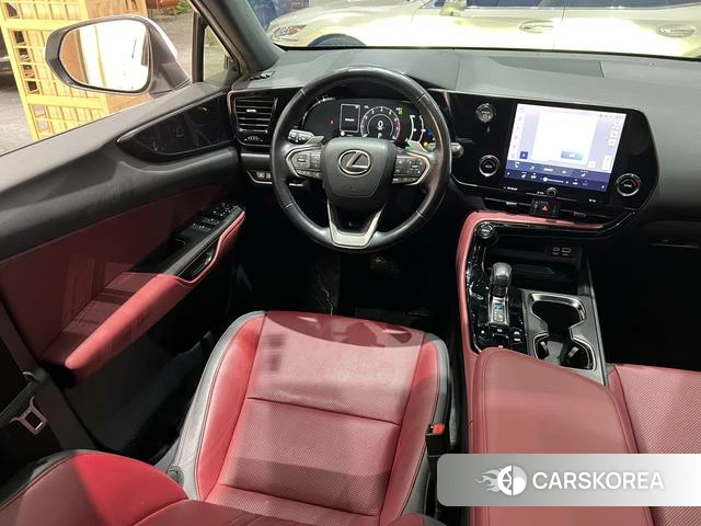 Lexus NX PHEV 2022 Белый из Китая, фото 2