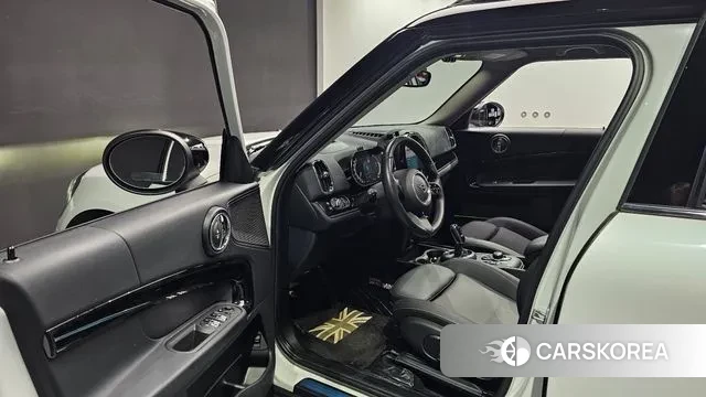 Mini Cooper Countryman 2024 Белый из Кореи, фото 2