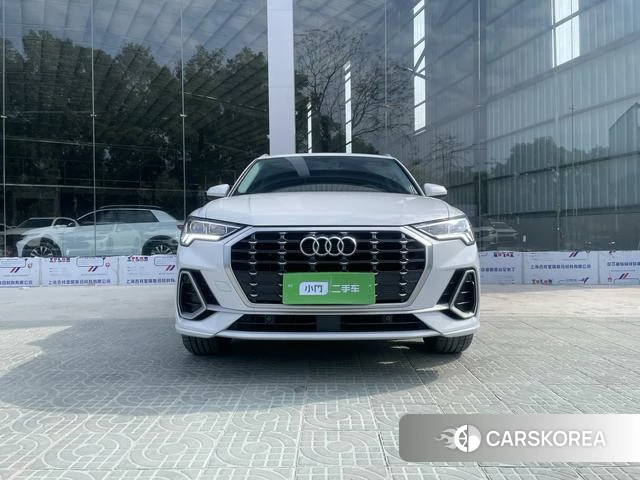 Audi Q3 2022 Белый из Китая, фото 2