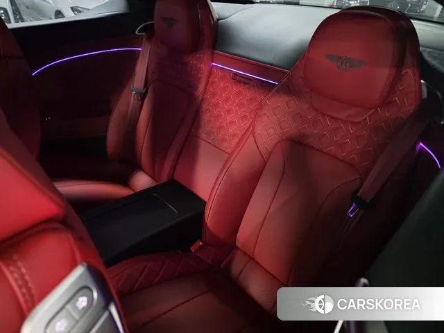 Bentley Continental GT 3rd Generation 2022 Белый из Кореи, фото 2