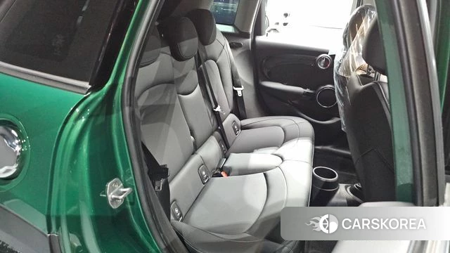 Mini Cooper 2020 Зеленый из Кореи, фото 2