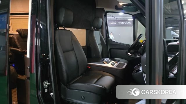 Mercedes-Benz Sprinter 2021 Черный из Кореи, фото 2