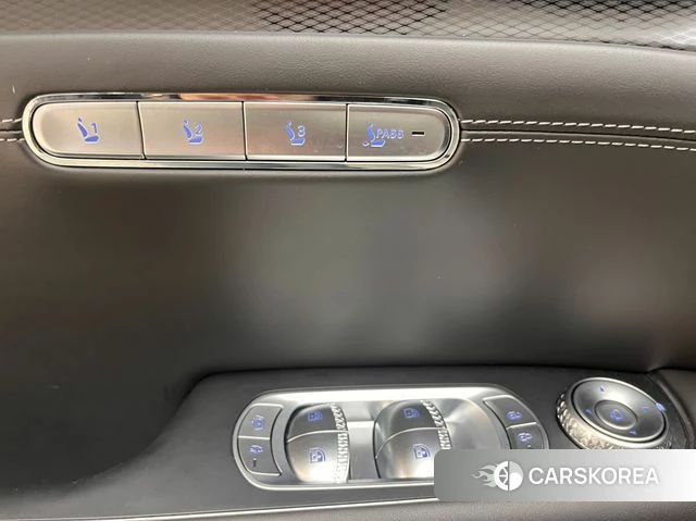 Genesis G90 (RS4) 2022 Белый из Кореи, фото 2