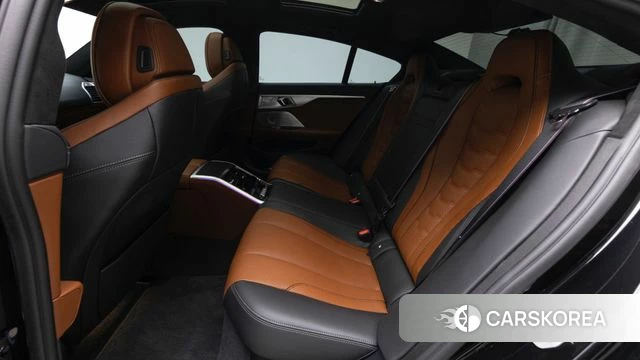 BMW 8 Series (G15) 2025 Черный из Кореи, фото 2