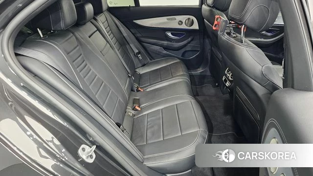 Mercedes-Benz E-Class W213 2021 Серый из Кореи, фото 2