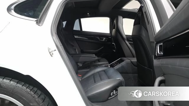 Porsche Panamera (971) 2018 Белый из Кореи, фото 2