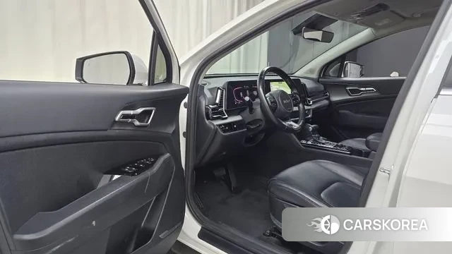 Kia Sportage 5th Generation 2022 Белый из Кореи, фото 2