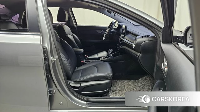 Kia Come New K3 2019 Серебристо-серый из Кореи, фото 2