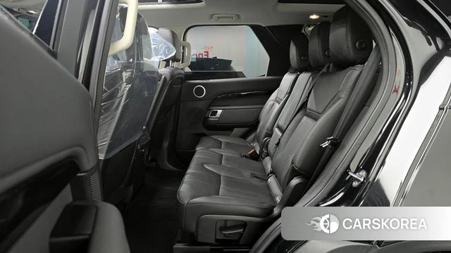 Land Rover Discovery 5 2018 Черный из Кореи, фото 2