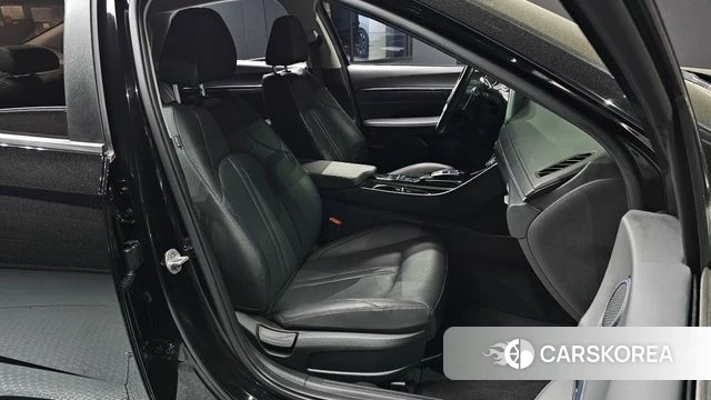 Hyundai Sonata (DN8) 2022 Черный из Кореи, фото 2