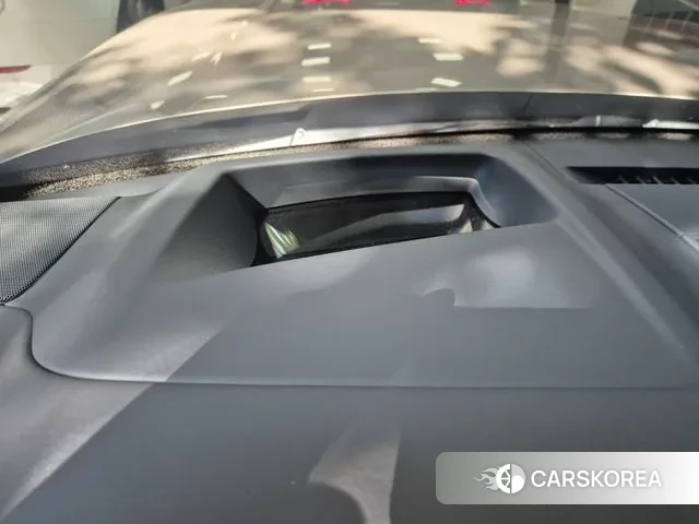 Land Rover Range Rover 5th Generation 2025 Золотой из Кореи, фото 2