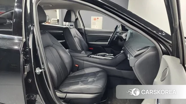 Hyundai Sonata (DN8) 2022 Черный из Кореи, фото 2