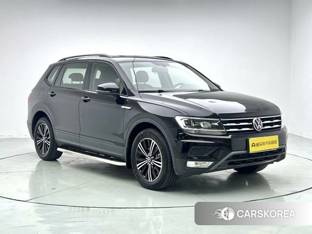 Volkswagen Tiguan L 2021 Черный из Китая, фото 2