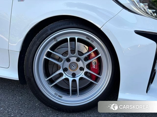 Toyota Yaris (Beats) 2021 Белый из Кореи, фото 2