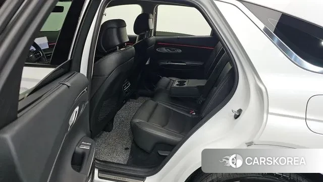 Genesis GV70 2024 Белый из Кореи, фото 2