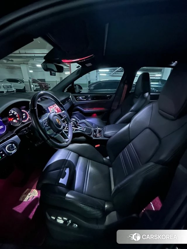 Porsche Cayenne (PO536) 2021 Черный из Кореи, фото 2
