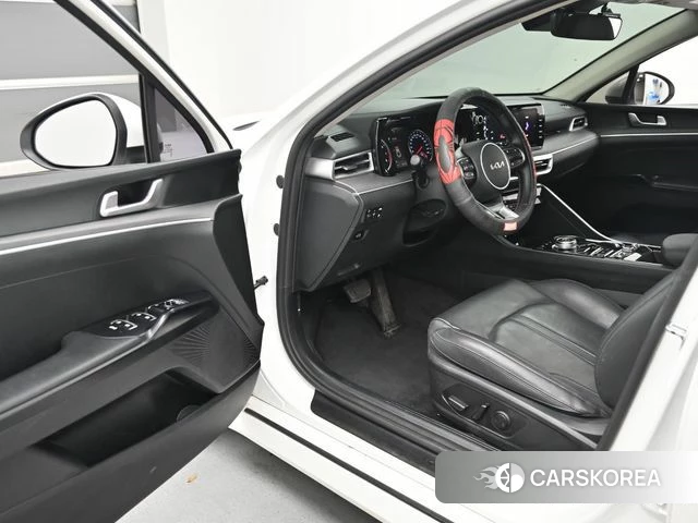 Kia K5 3rd generation 2022 Белый из Кореи, фото 2