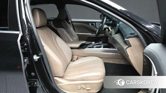 Kia K8 2021 Черный из Кореи, фото 2