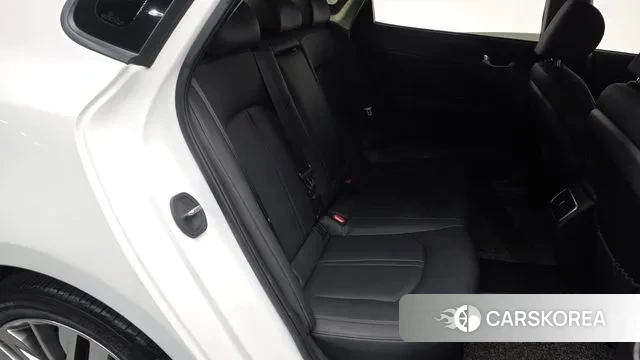 Kia The New K5 2nd generation 2018 Белый из Кореи, фото 2