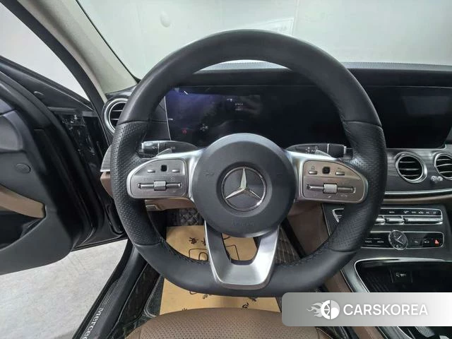 Mercedes-Benz E-class 2020 Синий из Китая, фото 2