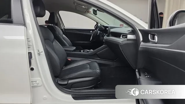 Kia K5 3rd generation 2022 Белый из Кореи, фото 2