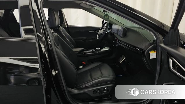 Kia EV6 2023 Черный из Кореи, фото 2