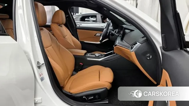 BMW 3 Series (G20) 2024 Белый из Кореи, фото 2