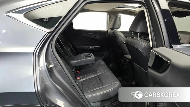 Lexus NX350h Second generation 2023 Серый из Кореи, фото 2