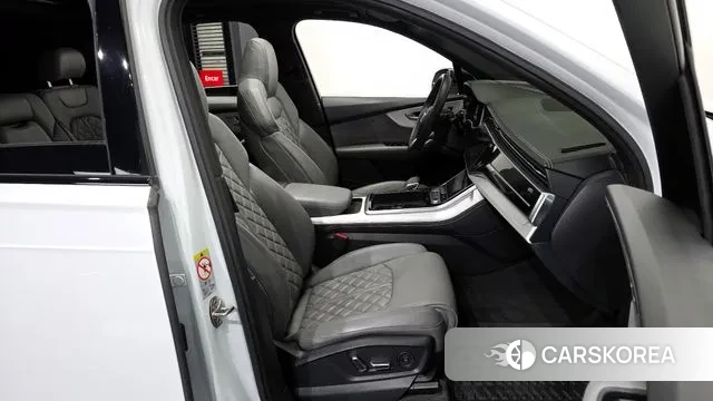 Audi Q7 (4M) 2021 Белый из Кореи, фото 2