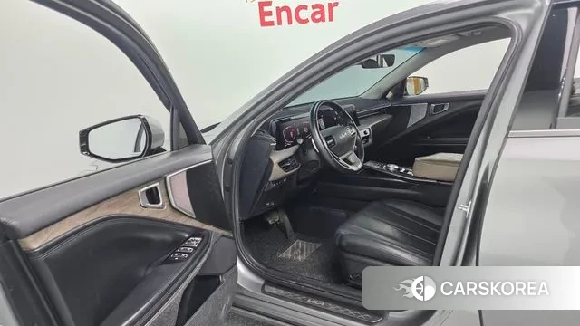 Kia K8 2022 Серебристо-серый из Кореи, фото 2