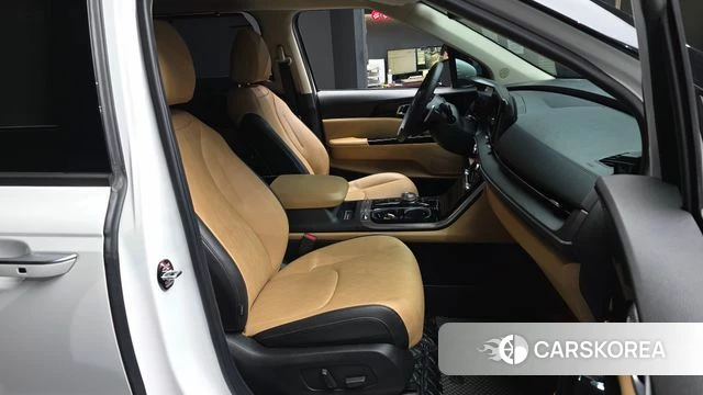 Kia Carnival 4th generation 2021 Белый из Кореи, фото 2