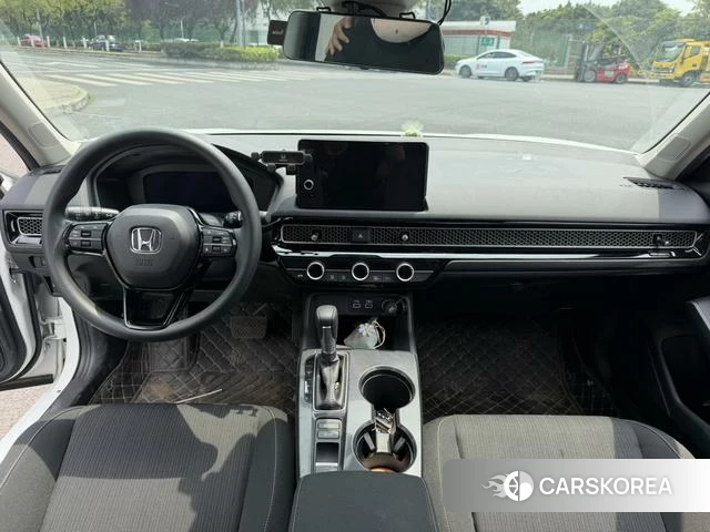 Honda Civic 2022 Белый из Китая, фото 2