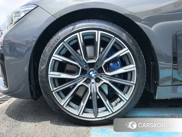 BMW 7 series 2020 Темно-серый из Китая, фото 2