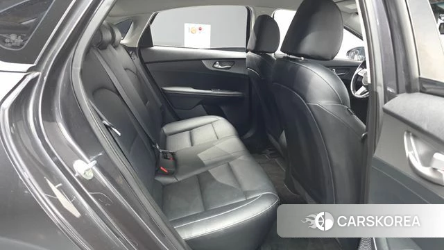 Kia Come New K3 2018 Серый из Кореи, фото 2