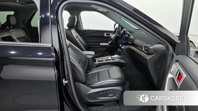 Ford Explorer 6th Generation 2023 Черный из Кореи, фото 2