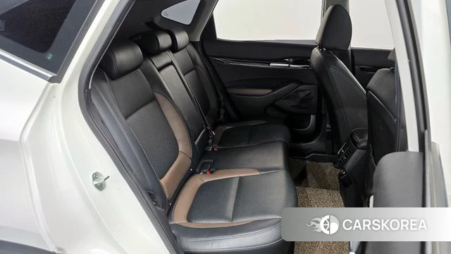 Kia Seltos 2019 Белый из Кореи, фото 2
