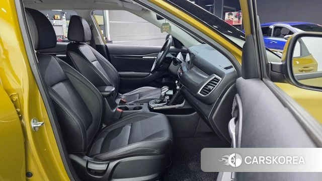 Kia The New Seltos 2023 Желтый из Кореи, фото 2