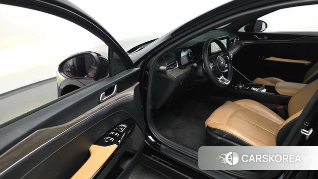 Kia K5 3rd generation 2021 Черный из Кореи, фото 2