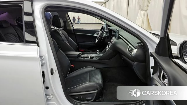 Genesis G70 2018 Белый из Кореи, фото 2