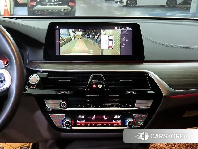 BMW 6 Series GT (G32) 2020 Белый из Кореи, фото 2