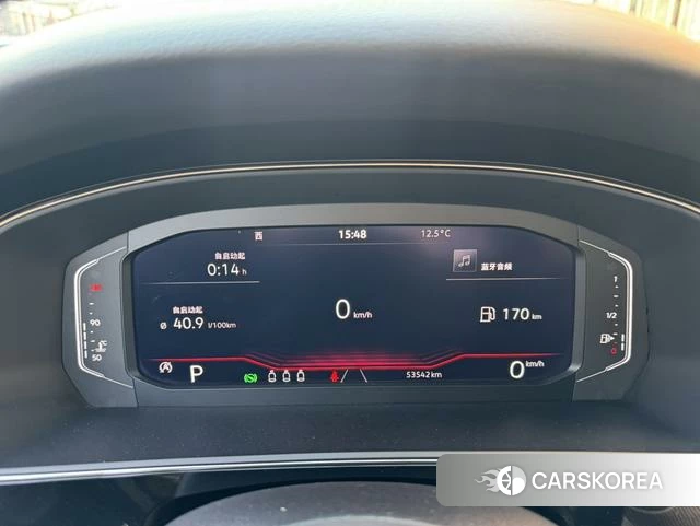 Volkswagen Passat 2022 Черный из Китая, фото 2