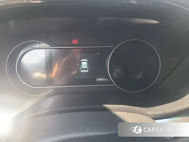 Kia Niro Plus 2022 Белый из Кореи, фото 2