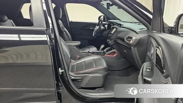 Chevrolet (GM Daewoo) Trailblazer 2021 Черный из Кореи, фото 2