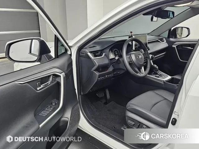 Toyota RAV4 5th Generation 2024 Белый из Кореи, фото 2