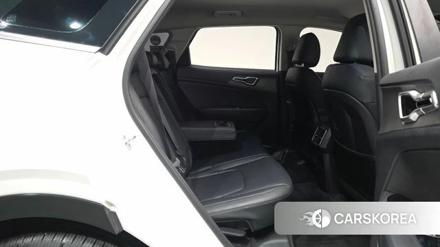 Kia Sportage 5th Generation 2021 Белый из Кореи, фото 2