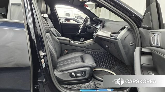 BMW X6 (G06) 2023 Черный из Кореи, фото 2