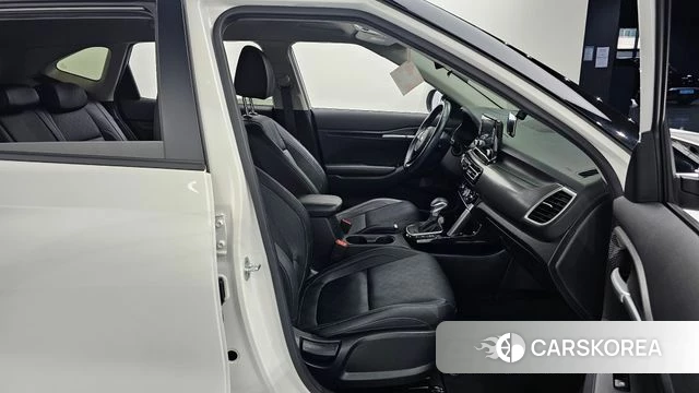 Kia Seltos 2019 Белый из Кореи, фото 2