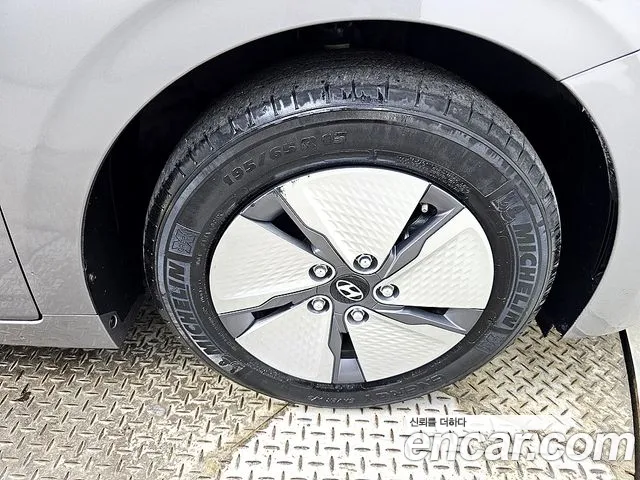 Hyundai The New Ionic Hybrid 2020 Серый из Кореи, фото 2