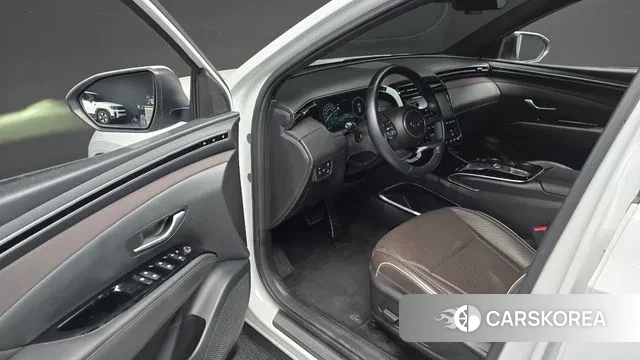 Hyundai Tucson Hybrid (NX4) 2023 Белый из Кореи, фото 2